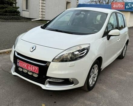 Рено Сценик 2012 в Радивилове на Automoto.ua Белый Рено Сценик, объемом двигателя 1.5 л и пробегом 205 тыс. км за 7800 $, фото 3 на Automoto.ua