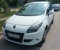 Рено Сценик 2012 в Запорожье на Automoto.ua Белый Рено Сценик, объемом двигателя 1.46 л и пробегом 178 тыс. км за 8000 $, фото 1 на Automoto.ua