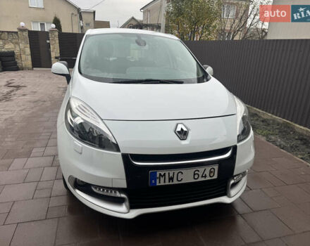 Білий Рено Сценік, об'ємом двигуна 1.46 л та пробігом 185 тис. км за 7650 $, фото 2 на Automoto.ua
