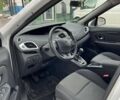 Белый Рено Сценик, объемом двигателя 1.5 л и пробегом 220 тыс. км за 8200 $, фото 3 на Automoto.ua