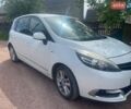 Белый Рено Сценик, объемом двигателя 1.46 л и пробегом 260 тыс. км за 8500 $, фото 1 на Automoto.ua