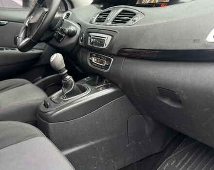 Білий Рено Сценік, об'ємом двигуна 1.46 л та пробігом 330 тис. км за 5700 $, фото 6 на Automoto.ua