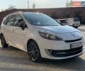Белый Рено Сценик, объемом двигателя 1.6 л и пробегом 248 тыс. км за 8800 $, фото 61 на Automoto.ua