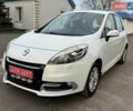 Рено Сценик 2012 в Радивилове на Automoto.ua Белый Рено Сценик, объемом двигателя 1.5 л и пробегом 205 тыс. км за 7800 $, фото 6 на Automoto.ua