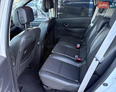 Белый Рено Сценик, объемом двигателя 1.5 л и пробегом 192 тыс. км за 9190 $, фото 42 на Automoto.ua