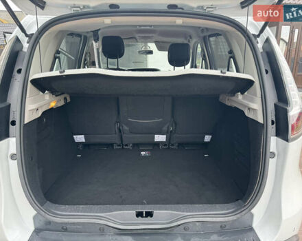 Білий Рено Сценік, об'ємом двигуна 1.46 л та пробігом 185 тис. км за 7650 $, фото 30 на Automoto.ua