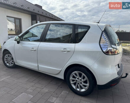 Белый Рено Сценик, объемом двигателя 1.46 л и пробегом 185 тыс. км за 7900 $, фото 7 на Automoto.ua