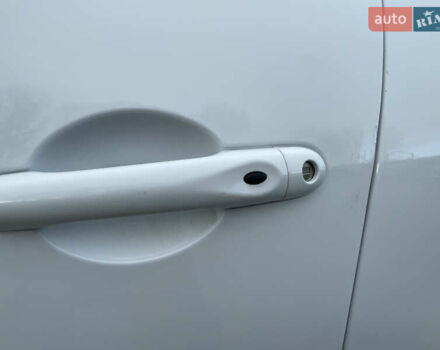 Белый Рено Сценик, объемом двигателя 2 л и пробегом 203 тыс. км за 8500 $, фото 10 на Automoto.ua