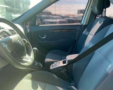 Белый Рено Сценик, объемом двигателя 1.6 л и пробегом 215 тыс. км за 7600 $, фото 10 на Automoto.ua