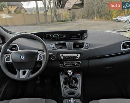 Білий Рено Сценік, об'ємом двигуна 1.46 л та пробігом 236 тис. км за 6999 $, фото 1 на Automoto.ua