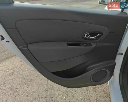 Білий Рено Сценік, об'ємом двигуна 1.46 л та пробігом 236 тис. км за 6999 $, фото 29 на Automoto.ua