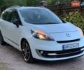 Белый Рено Сценик, объемом двигателя 1.6 л и пробегом 248 тыс. км за 8800 $, фото 4 на Automoto.ua