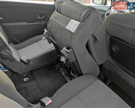 Білий Рено Сценік, об'ємом двигуна 1.46 л та пробігом 236 тис. км за 6999 $, фото 41 на Automoto.ua