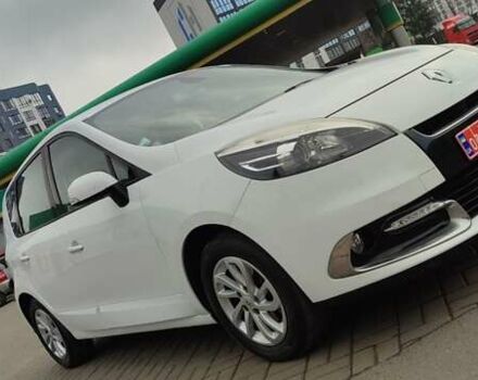 Белый Рено Сценик, объемом двигателя 1.5 л и пробегом 255 тыс. км за 8850 $, фото 3 на Automoto.ua