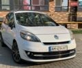 Белый Рено Сценик, объемом двигателя 1.6 л и пробегом 248 тыс. км за 8800 $, фото 65 на Automoto.ua