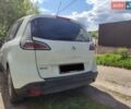 Белый Рено Сценик, объемом двигателя 1.6 л и пробегом 212 тыс. км за 9000 $, фото 1 на Automoto.ua