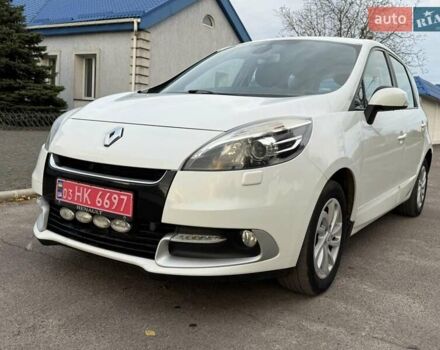 Рено Сценик 2012 в Радивилове на Automoto.ua Белый Рено Сценик, объемом двигателя 1.5 л и пробегом 205 тыс. км за 7800 $, фото 4 на Automoto.ua