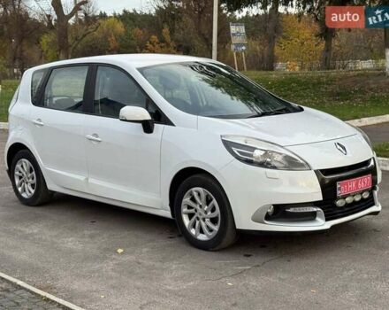 Рено Сценик 2012 в Радивилове на Automoto.ua Белый Рено Сценик, объемом двигателя 1.5 л и пробегом 205 тыс. км за 7800 $, фото 9 на Automoto.ua