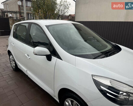Білий Рено Сценік, об'ємом двигуна 1.46 л та пробігом 185 тис. км за 7650 $, фото 8 на Automoto.ua