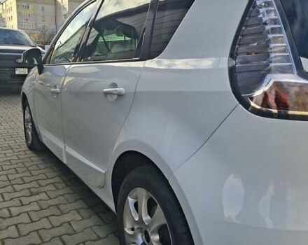 Білий Рено Сценік, об'ємом двигуна 1.6 л та пробігом 254 тис. км за 8300 $, фото 26 на Automoto.ua