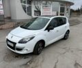 Белый Рено Сценик, объемом двигателя 1.46 л и пробегом 204 тыс. км за 8700 $, фото 1 на Automoto.ua