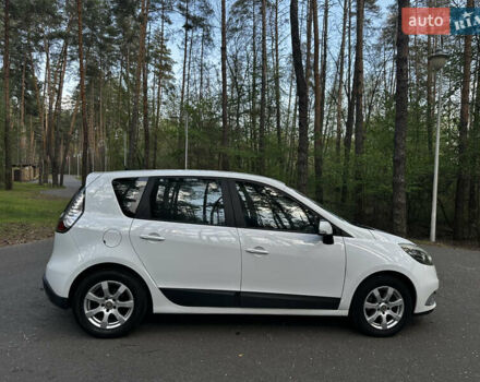 Белый Рено Сценик, объемом двигателя 1.5 л и пробегом 290 тыс. км за 5950 $, фото 11 на Automoto.ua