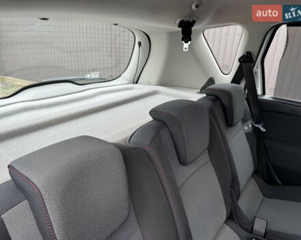 Білий Рено Сценік, об'ємом двигуна 1.46 л та пробігом 185 тис. км за 7650 $, фото 35 на Automoto.ua