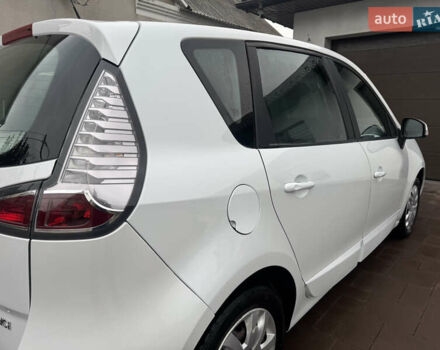 Білий Рено Сценік, об'ємом двигуна 1.46 л та пробігом 185 тис. км за 7650 $, фото 15 на Automoto.ua