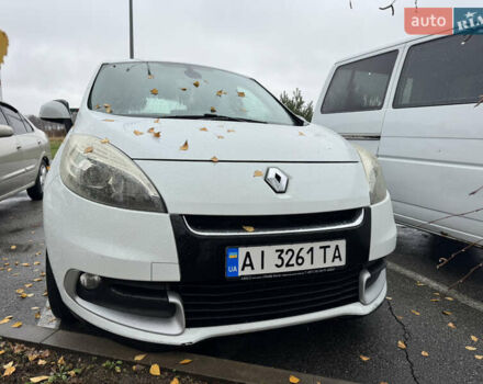 Белый Рено Сценик, объемом двигателя 1.46 л и пробегом 295 тыс. км за 5750 $, фото 1 на Automoto.ua