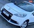 Белый Рено Сценик, объемом двигателя 1.46 л и пробегом 230 тыс. км за 8700 $, фото 7 на Automoto.ua