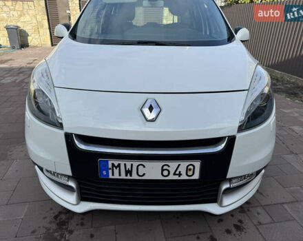 Белый Рено Сценик, объемом двигателя 1.46 л и пробегом 185 тыс. км за 7900 $, фото 12 на Automoto.ua