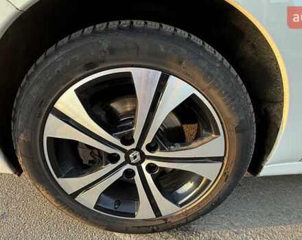 Белый Рено Сценик, объемом двигателя 1.6 л и пробегом 180 тыс. км за 9500 $, фото 15 на Automoto.ua