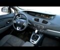Белый Рено Сценик, объемом двигателя 2 л и пробегом 30 тыс. км за 12800 $, фото 2 на Automoto.ua