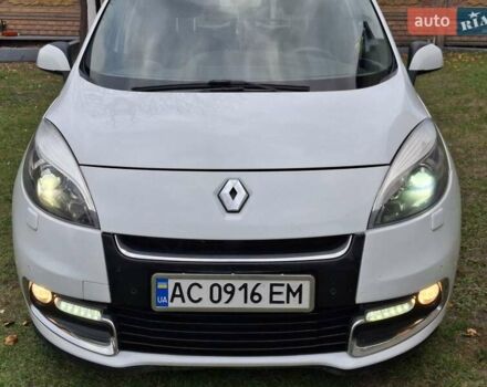 Білий Рено Сценік, об'ємом двигуна 1.6 л та пробігом 254 тис. км за 8300 $, фото 22 на Automoto.ua