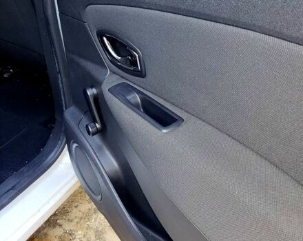 Белый Рено Сценик, объемом двигателя 1.6 л и пробегом 210 тыс. км за 8500 $, фото 7 на Automoto.ua