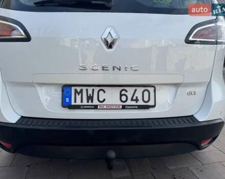 Белый Рено Сценик, объемом двигателя 1.46 л и пробегом 185 тыс. км за 7900 $, фото 17 на Automoto.ua