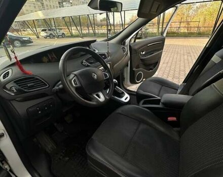 Білий Рено Сценік, об'ємом двигуна 1.6 л та пробігом 254 тис. км за 8300 $, фото 29 на Automoto.ua