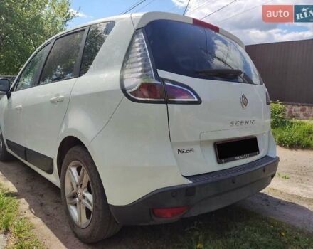 Белый Рено Сценик, объемом двигателя 1.6 л и пробегом 210 тыс. км за 8999 $, фото 8 на Automoto.ua