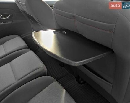 Білий Рено Сценік, об'ємом двигуна 1.46 л та пробігом 236 тис. км за 6999 $, фото 39 на Automoto.ua