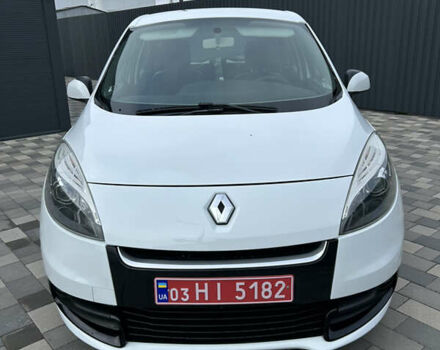 Белый Рено Сценик, объемом двигателя 1.5 л и пробегом 148 тыс. км за 8400 $, фото 9 на Automoto.ua