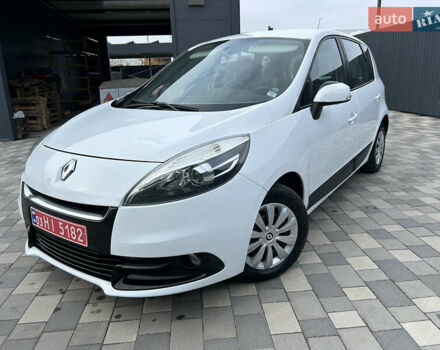 Белый Рено Сценик, объемом двигателя 1.5 л и пробегом 148 тыс. км за 8400 $, фото 66 на Automoto.ua