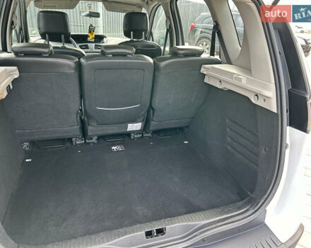 Белый Рено Сценик, объемом двигателя 1.5 л и пробегом 148 тыс. км за 8400 $, фото 51 на Automoto.ua