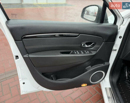 Белый Рено Сценик, объемом двигателя 1.6 л и пробегом 260 тыс. км за 7950 $, фото 23 на Automoto.ua