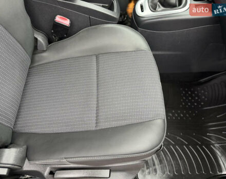 Белый Рено Сценик, объемом двигателя 1.6 л и пробегом 260 тыс. км за 7950 $, фото 55 на Automoto.ua