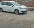 Білий Рено Сценік, об'ємом двигуна 1.46 л та пробігом 250 тис. км за 8200 $, фото 1 на Automoto.ua