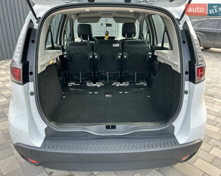 Белый Рено Сценик, объемом двигателя 1.5 л и пробегом 148 тыс. км за 8400 $, фото 57 на Automoto.ua