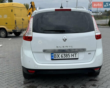 Білий Рено Сценік, об'ємом двигуна 1.46 л та пробігом 210 тис. км за 9299 $, фото 7 на Automoto.ua