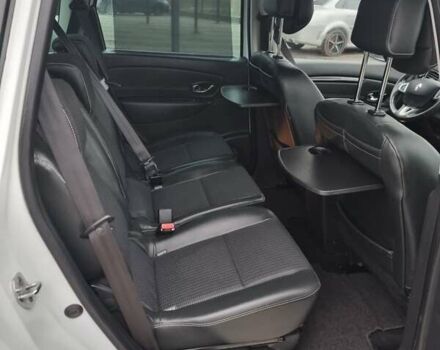 Белый Рено Сценик, объемом двигателя 1.5 л и пробегом 223 тыс. км за 8400 $, фото 28 на Automoto.ua