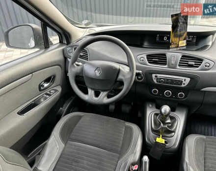 Белый Рено Сценик, объемом двигателя 1.5 л и пробегом 148 тыс. км за 8400 $, фото 86 на Automoto.ua