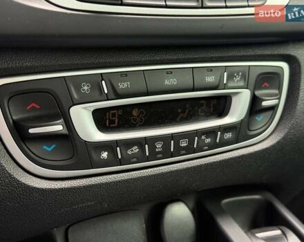 Белый Рено Сценик, объемом двигателя 1.46 л и пробегом 235 тыс. км за 8790 $, фото 25 на Automoto.ua